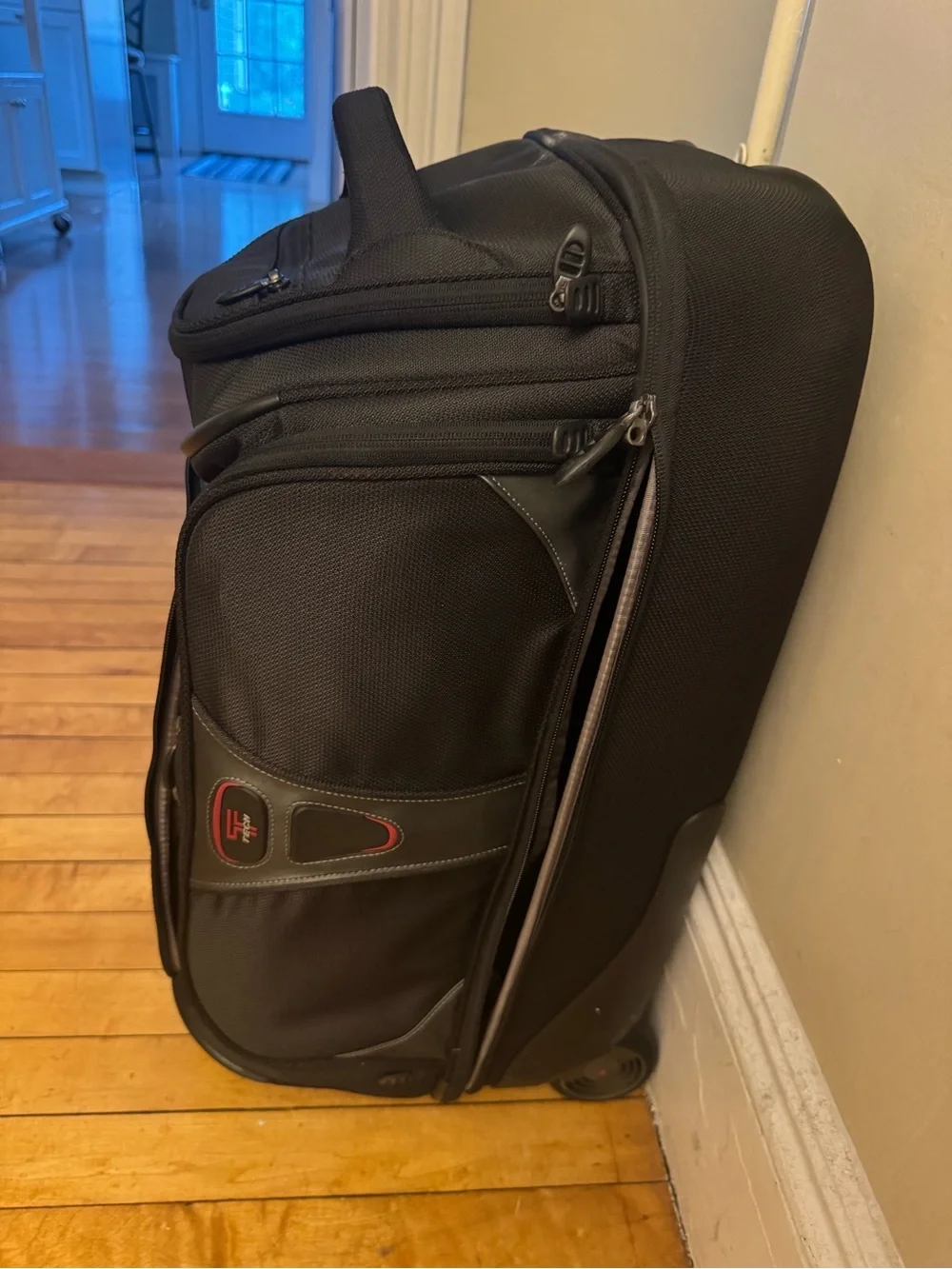 Tumi T-Tech 22” Rolling Suitcase